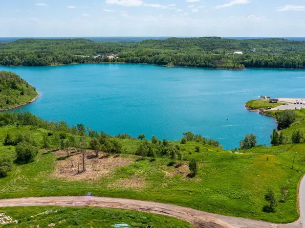 Ore Be Gone Dr, Gilbert, MN 55741