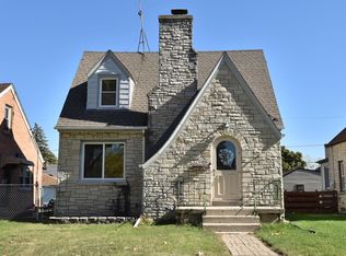 2656 S 71st St, Milwaukee, WI 53219