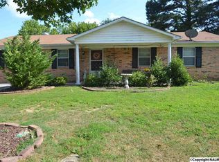 110 W Dons Ave, Albertville, AL 35950