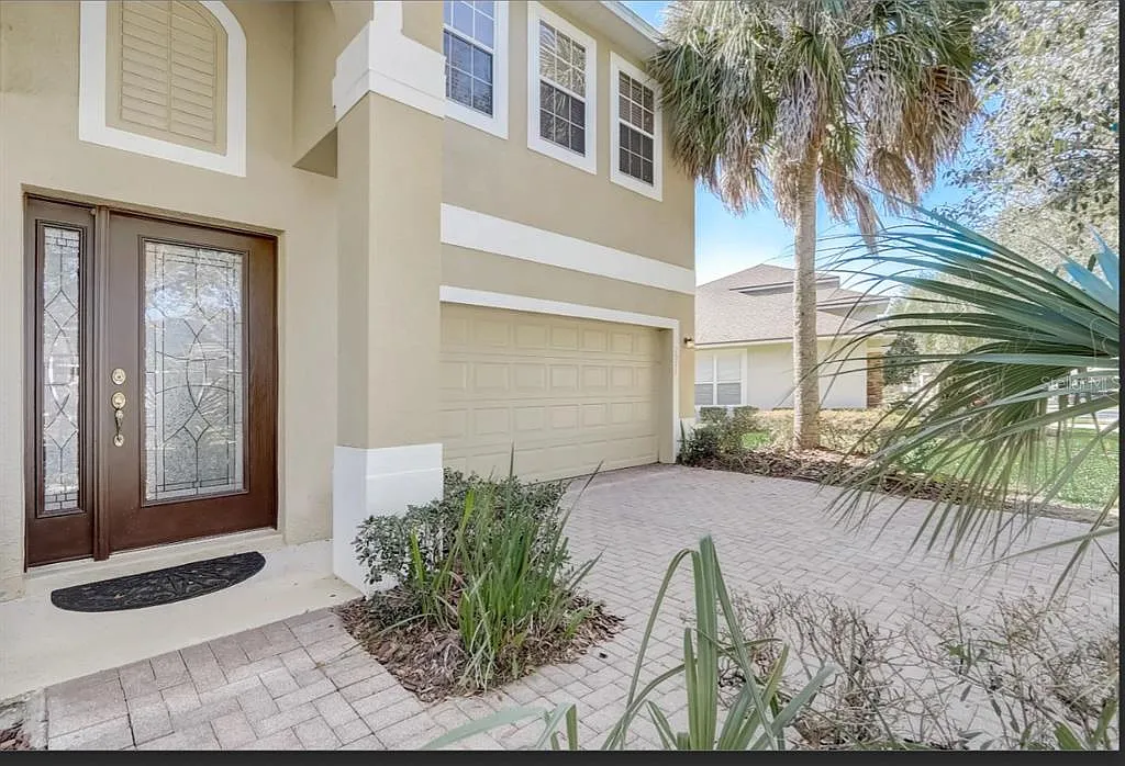 4 bed, 3.5 bath, 2820 sqft, $3,500 — Photo 4