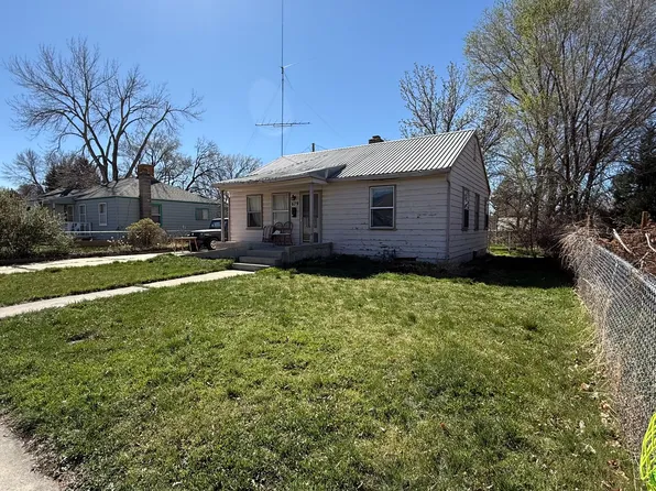 679 Brookside Dr, Springville, UT 84663