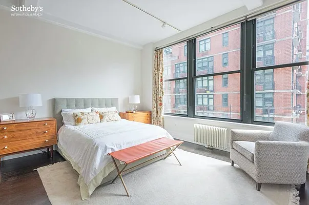 Rented by Sotheby's International Realty | media 30