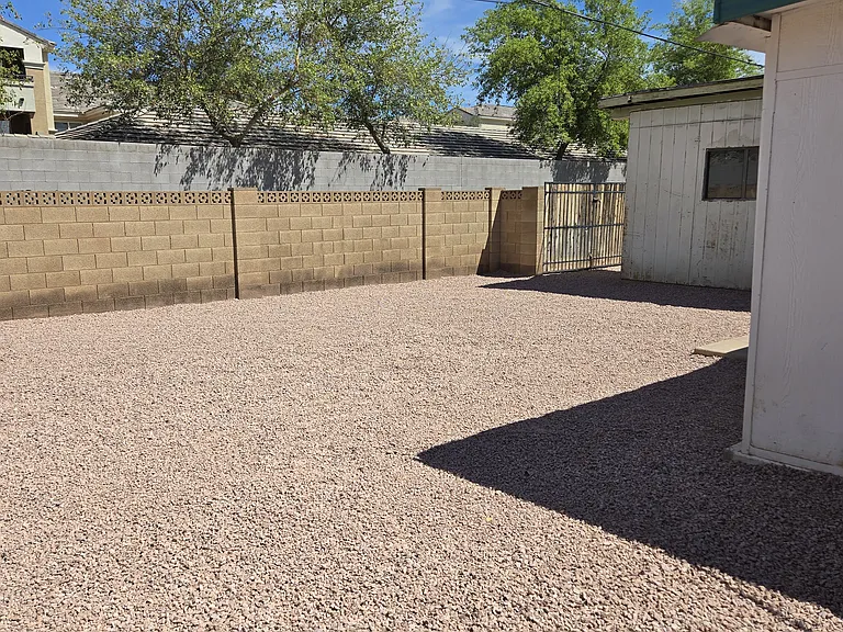 1144 E Palmcroft Dr — Photo 37