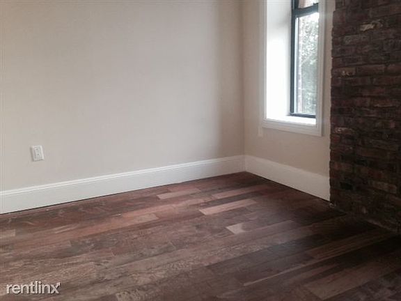 4th image of 56 New York Ave #2020206