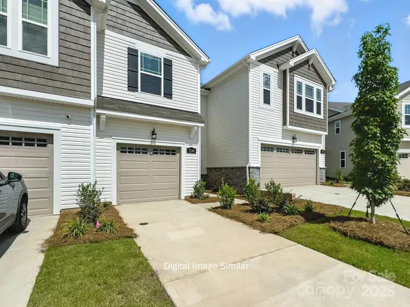 7144 Hodges Meadow Ln, Charlotte, NC 28213