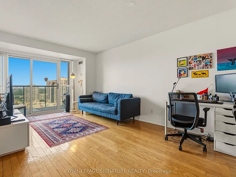 16 Harrison Garden Blvd #1609 — Photo 15