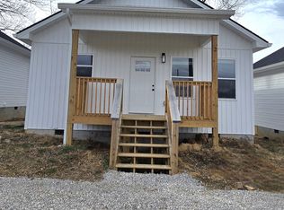 1572 Chestoa Pike, Erwin, TN 37650