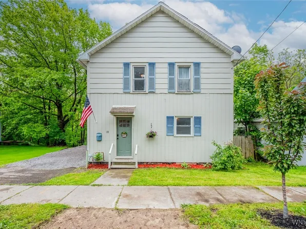 18 Water St, Perry, NY 14530