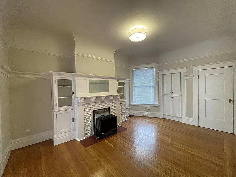 1308 Haight St — Photo 6