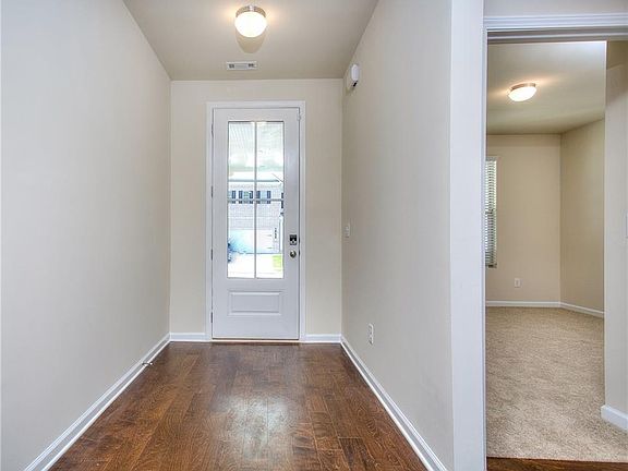 4th image of 3504 Lachlan Dr