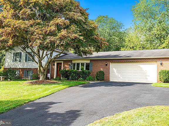 4th image of 2104 Appaloosa Dr