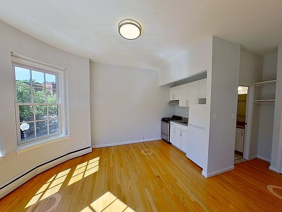 5th image of 179 Saint Botolph St APT 8