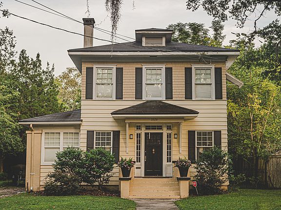 2nd image of 3326 Herschel St
