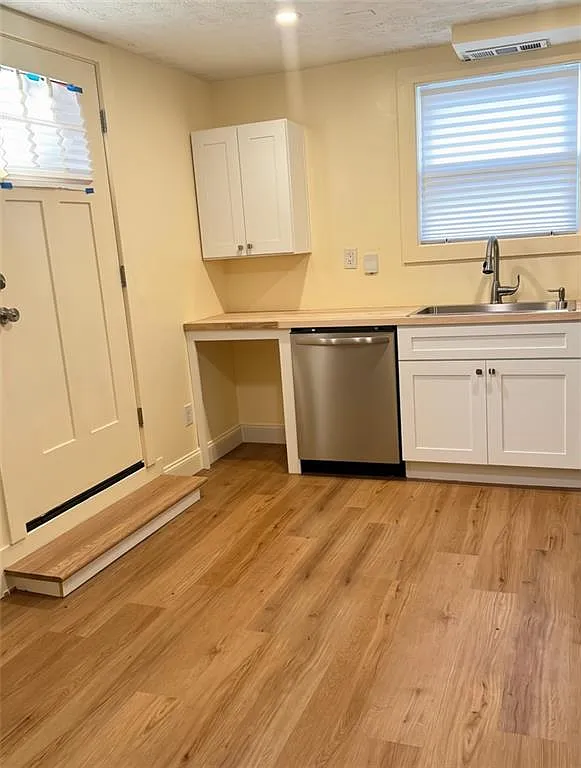 1 bed, 1.0 bath, 400 sqft, $1,400 — Photo 3