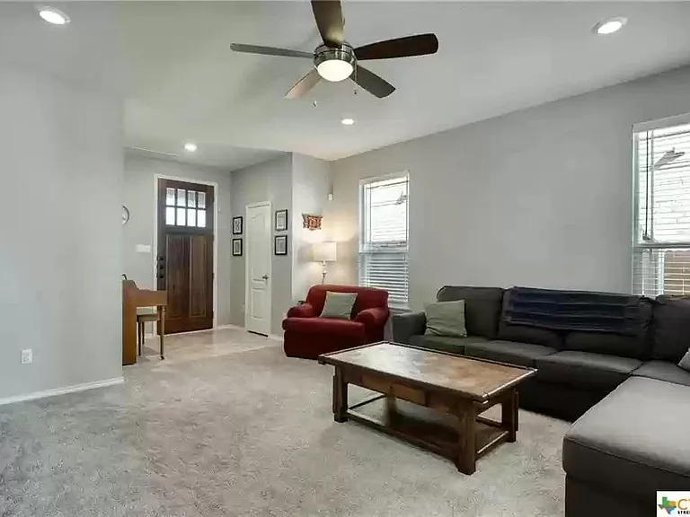 220 Danablu Dr — Photo 12