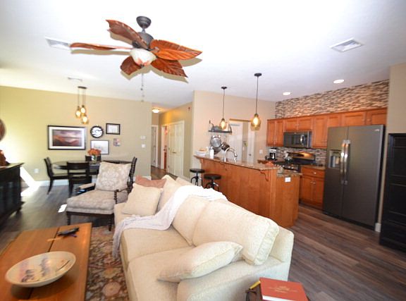4th image of 323 S 1st Ave Unit 2101