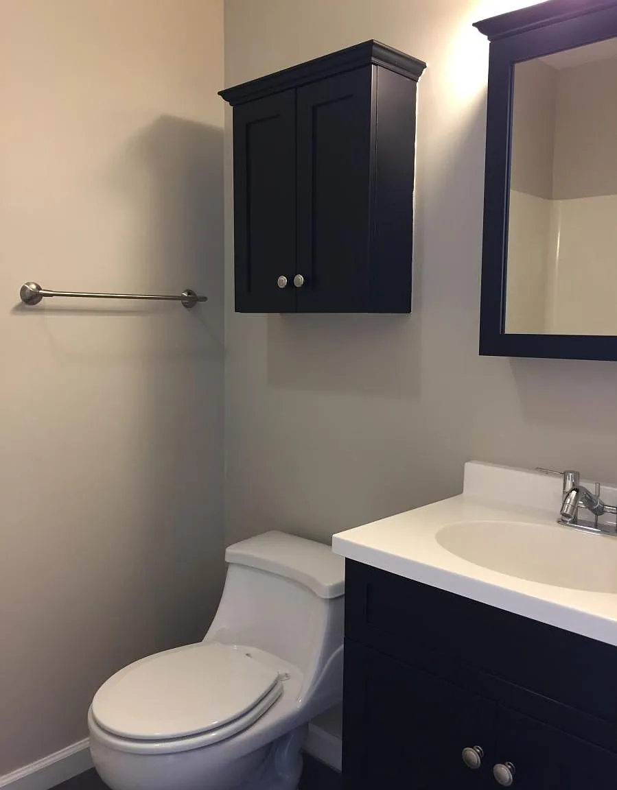 3 bed, 2.5 bath, 1496 sqft, $2,100 — Photo 3