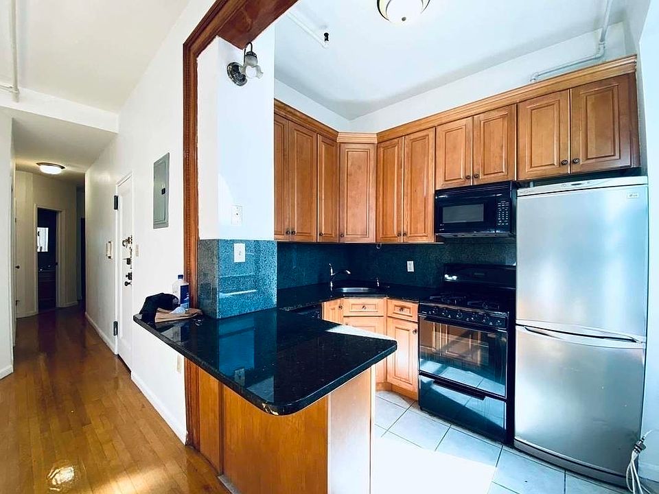 1st image of 157 W 80th St #2C