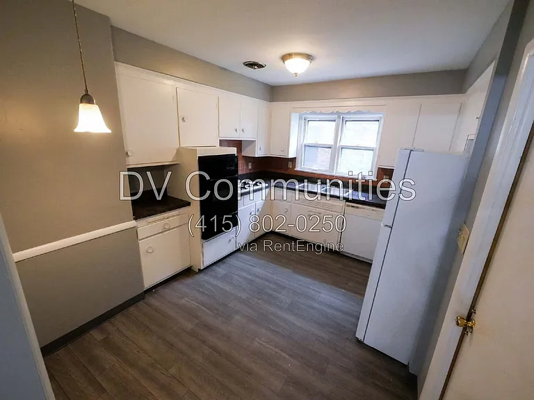 1504 Sherbrook Rd #1 — Photo 28