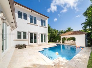 3103 N Bay Rd, Miami Beach, FL 33140