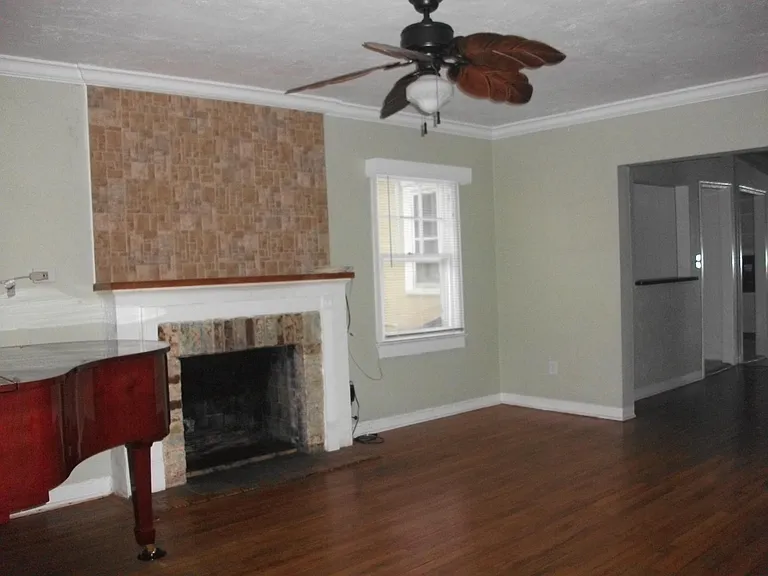 917 Tequesta St — Photo 12