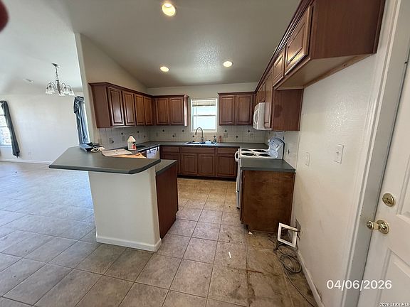 2nd image of 2205 SINGING WIND DR