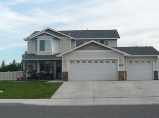 8624 Massey Dr, Pasco, WA 99301