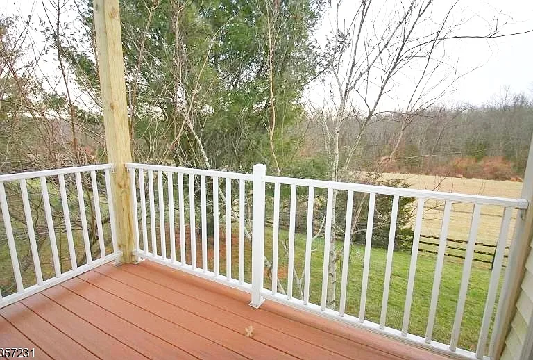 249 Potomac Dr — Photo 9
