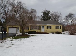 86 Creek Hill Ln, Rochester, NY 14625