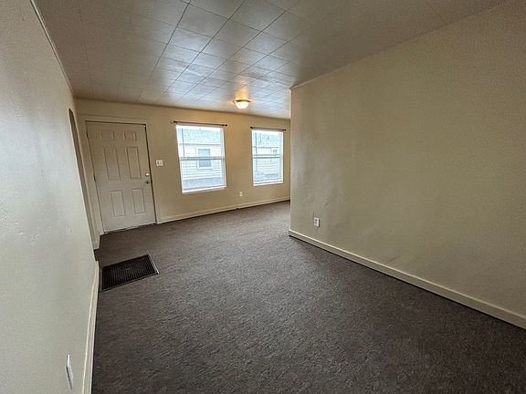 5th image of 321 E Madison Ave APT 4