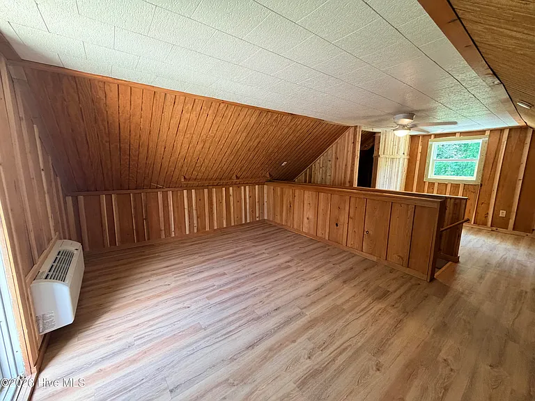 4040 State Highway 11 — Photo 11