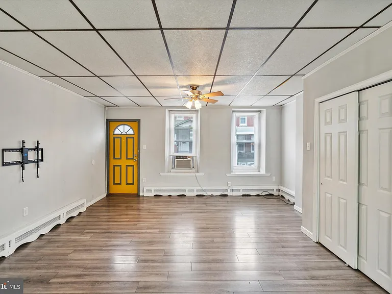 4658 Mansion St — Photo 4