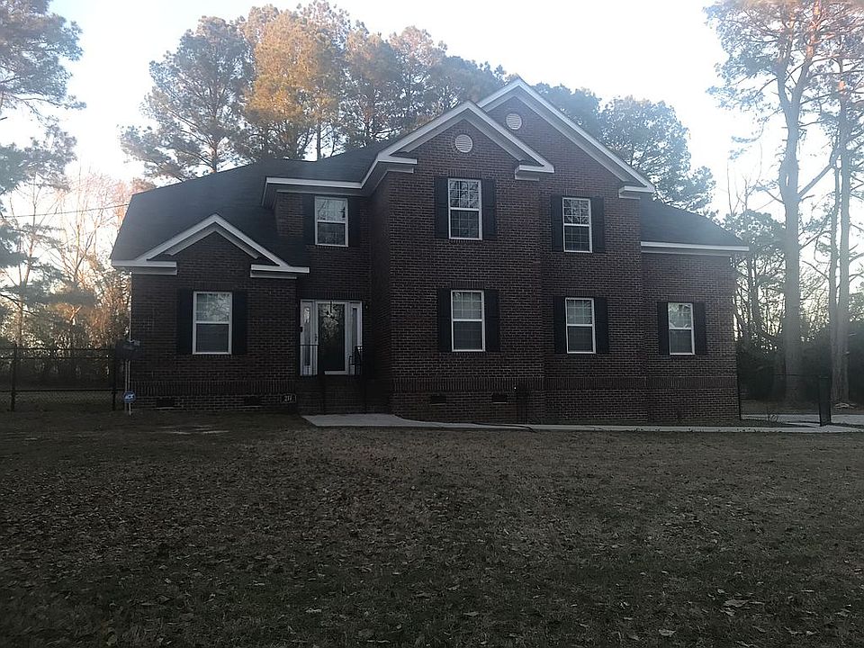 2nd image of 217 7th St