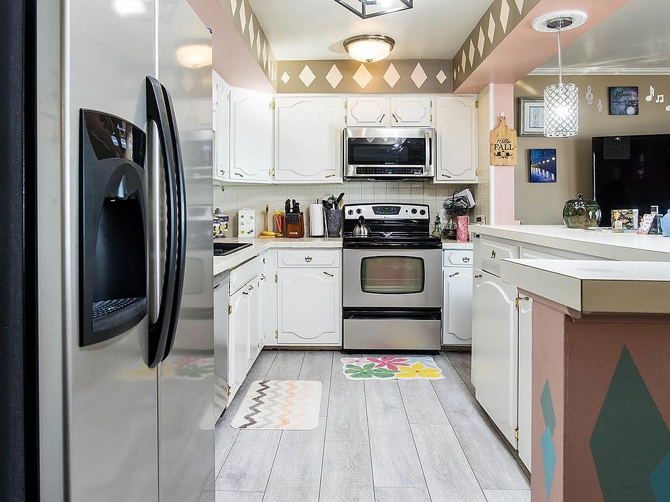 1501 N River Rd #205, photo 10