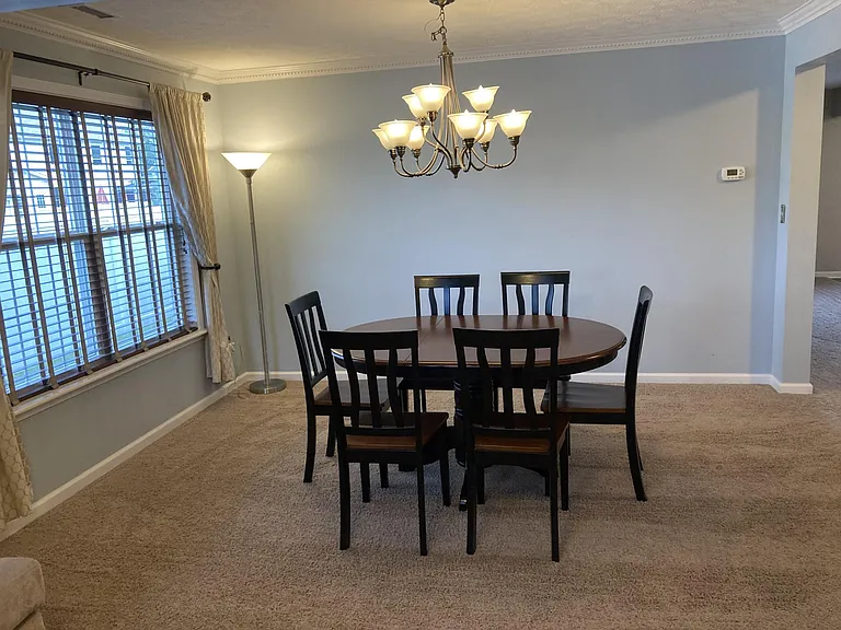 205 S Rockwood Crescent Ct — Photo 5