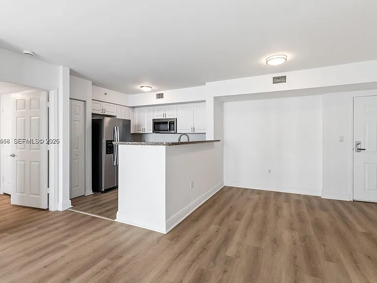 1155 Brickell Bay Dr #1609 — Photo 12