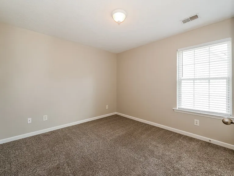 4032 Pineorchard Pl — Photo 13
