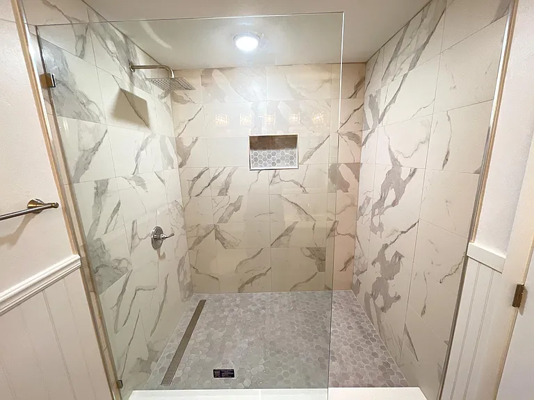 Luxurious Master Shower