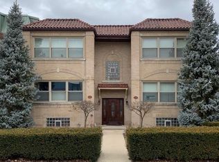 417 S Ridgeland Ave #1, Oak Park, IL 60302