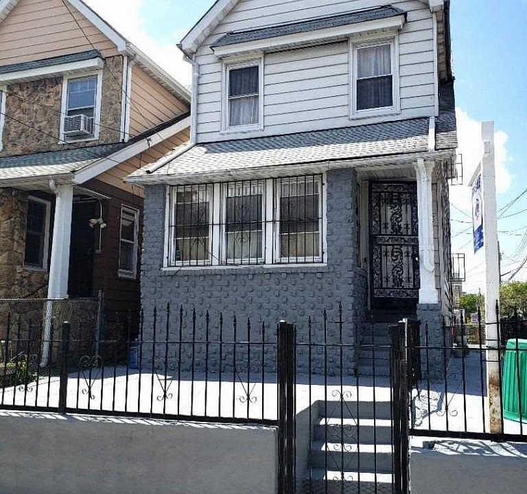 2nd image of 8902 178th St