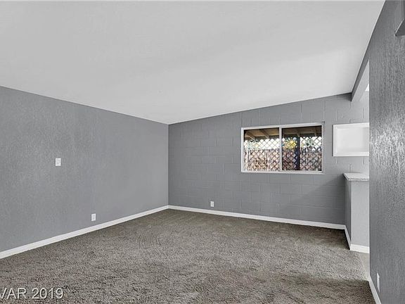 4th image of 1405 Teton St