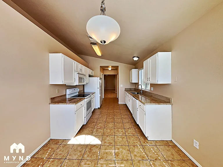 3018 W Laquila Aerie — Photo 10