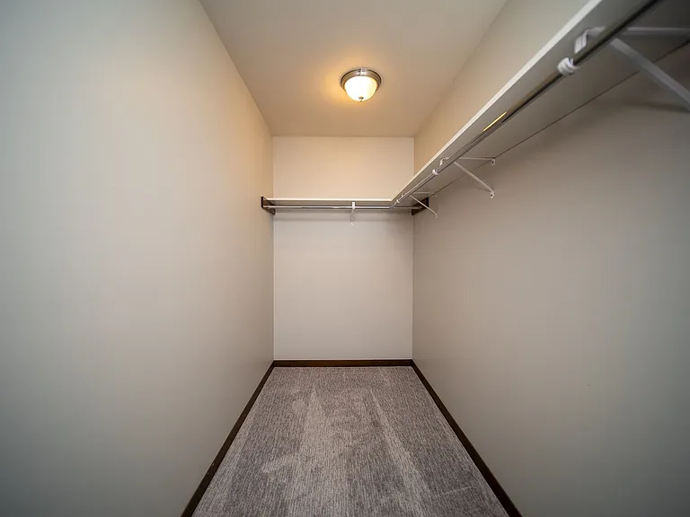4812 S Hosta Ave — Photo 9