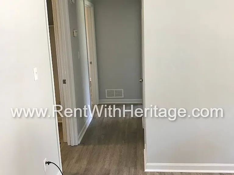 1709 Nutmeg St — Photo 11