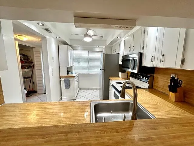 3601 Inverrary Dr #306 — Photo 12