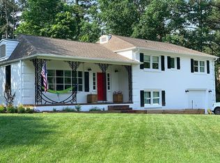 5606 Shadowbrook Dr, Raleigh, NC 27612