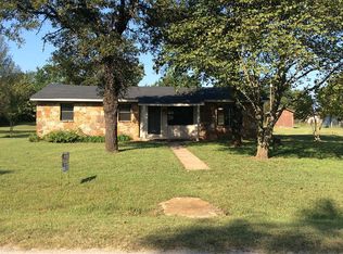 4001 S Pottawatomie Rd, Harrah, OK 73045