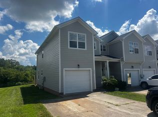 542 Village Creek Dr, Bowling Green, KY 42101