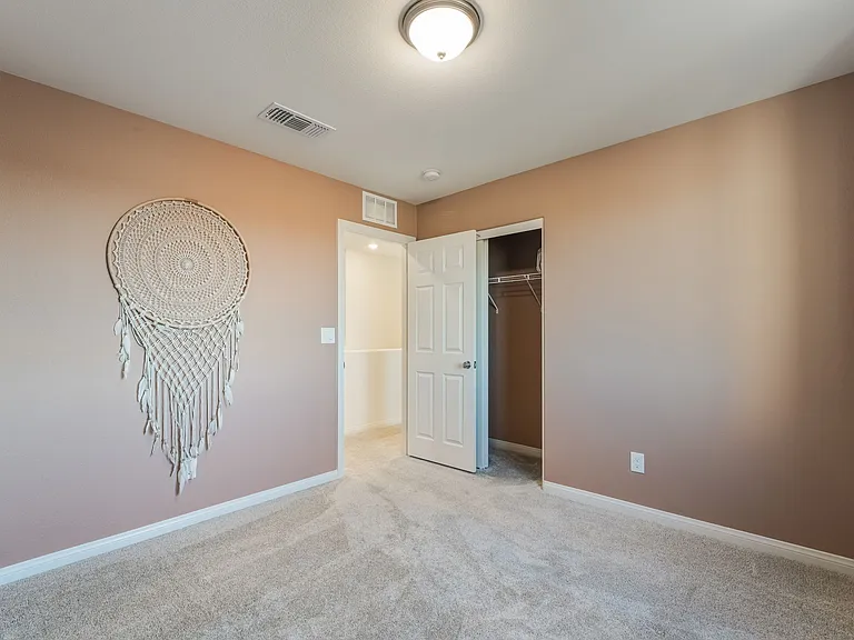 4327 W Gary Ave — Photo 24