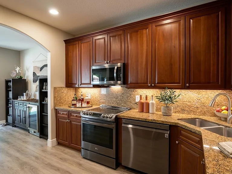 13917 SW 86th Ct — Photo 3